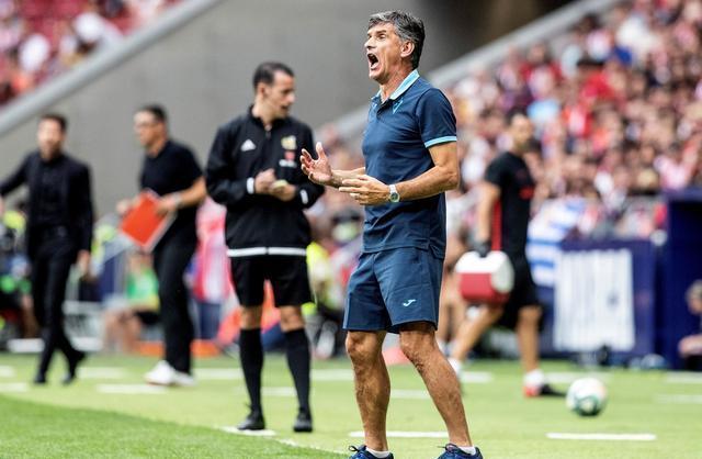 雷火电竞网址-埃瓦尔客场大胜对手，证明实力