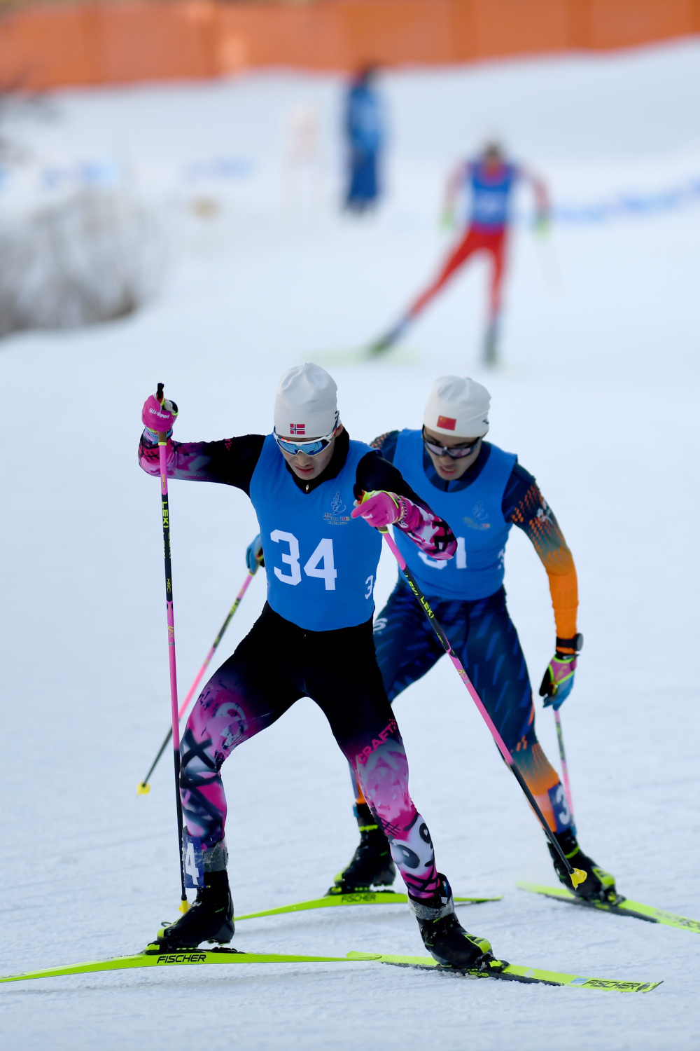 雷火电竞app-男子越野滑雪挪威选手驰骋尽力夺金的简单介绍