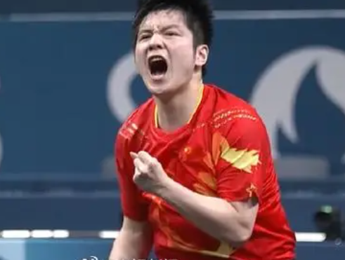 法国队翻盘英格兰队，马龙统治全场