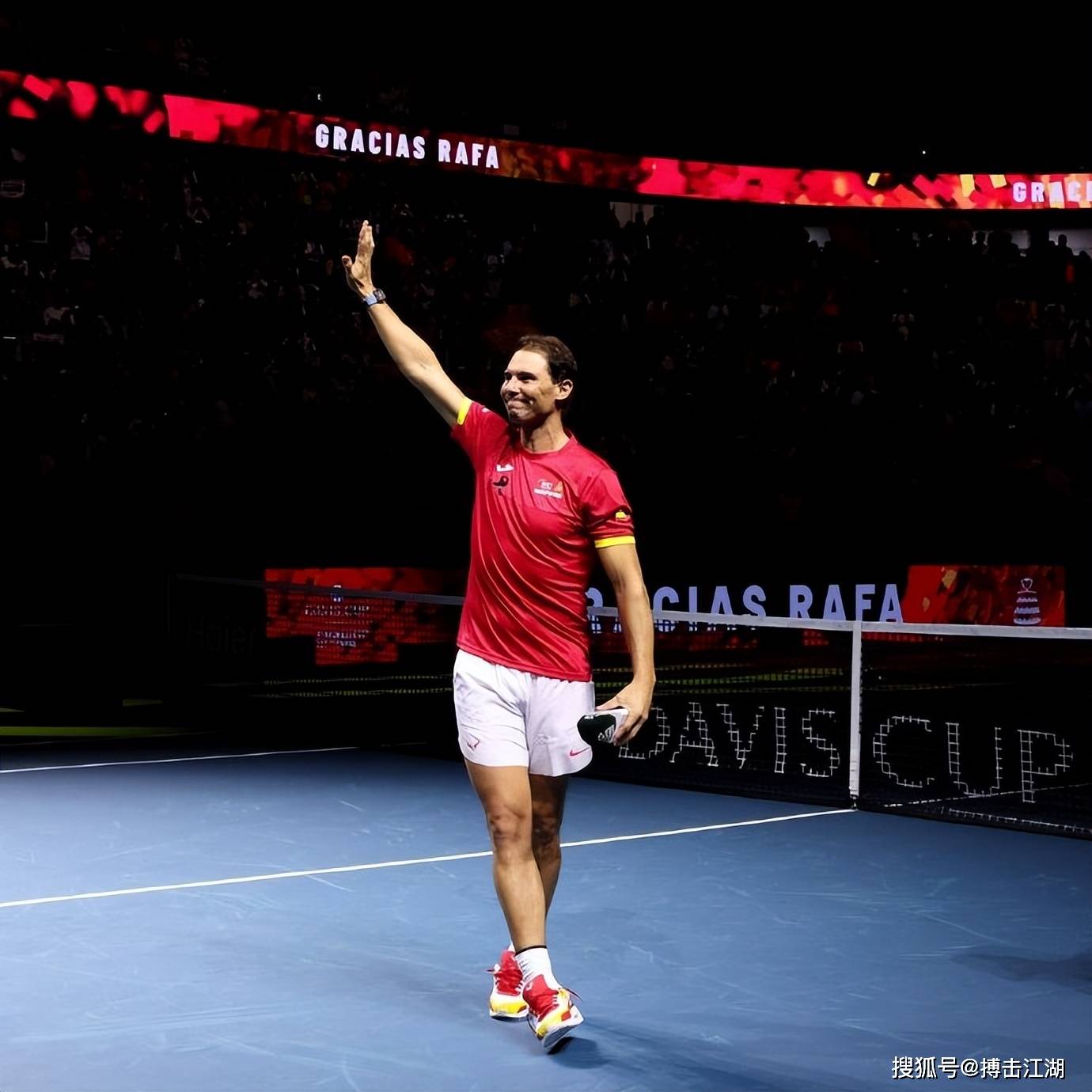 拉沃尔杯碾压联合杯，西西帕斯刷新纪录