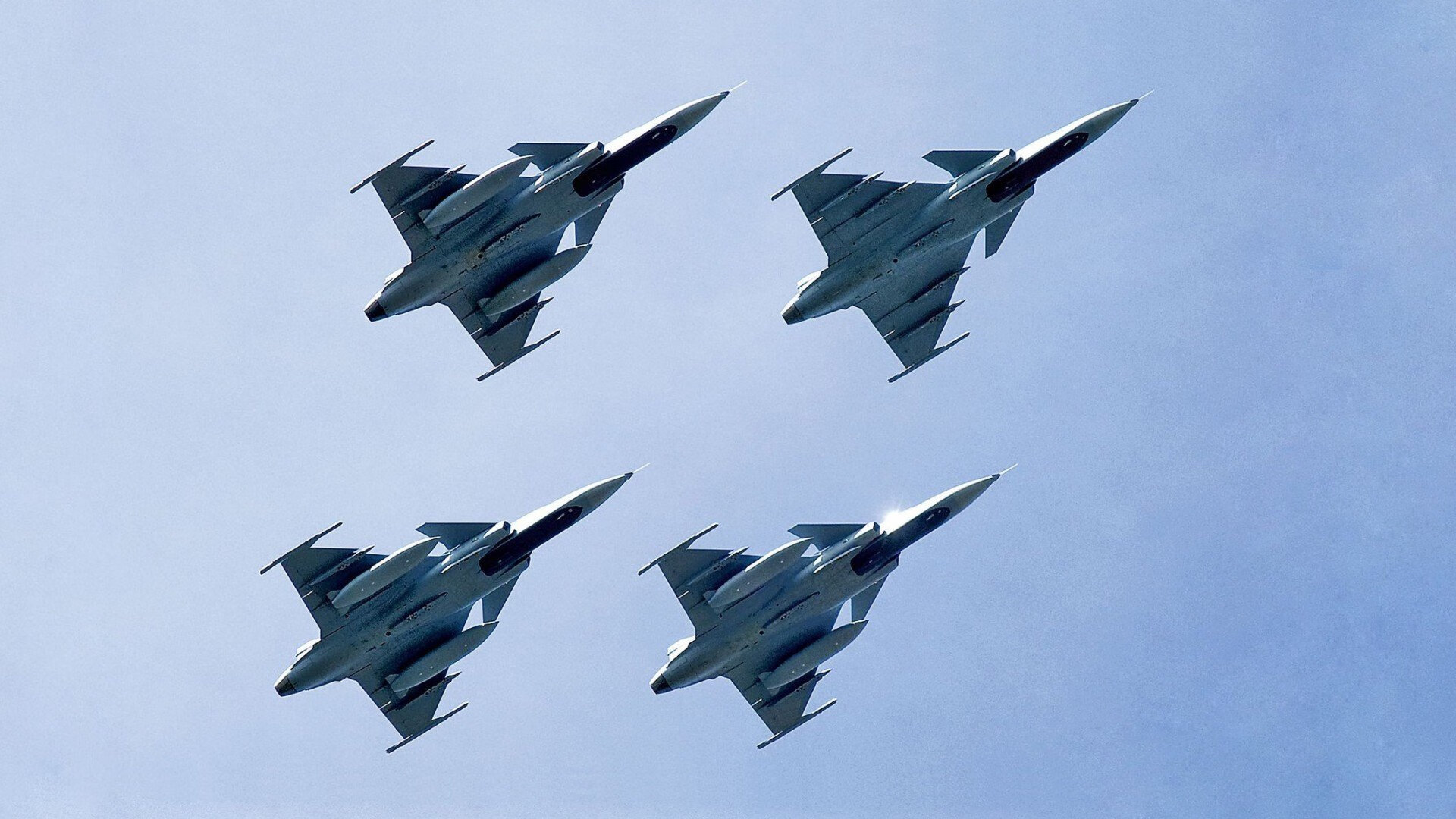 雷火电竞充值-当欧冠决赛在篮球场上演，米切尔欧冠式接管助热火轻取辽宁