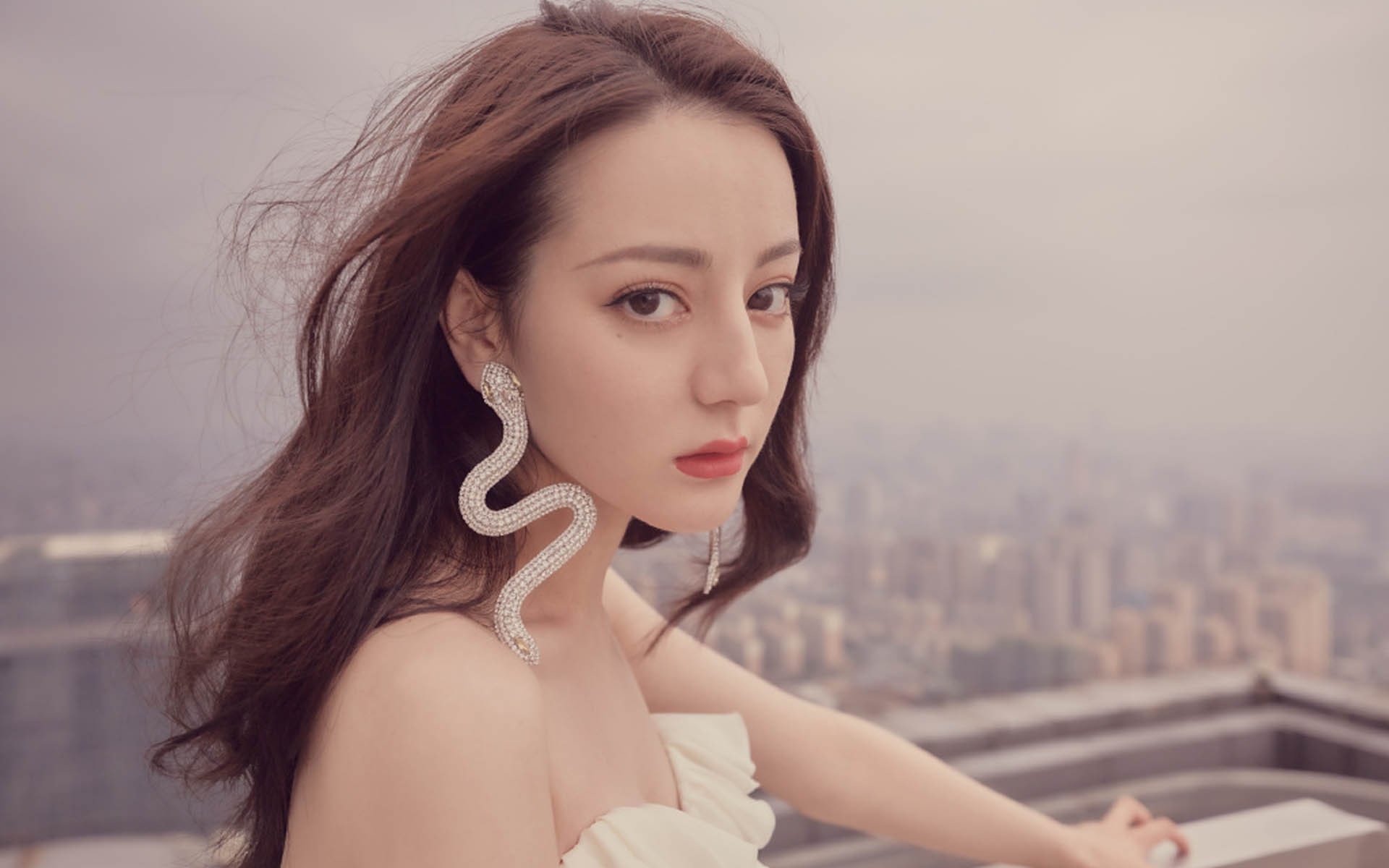 星火燎原，哈利伯顿的魔法与步行者的复仇蓝图