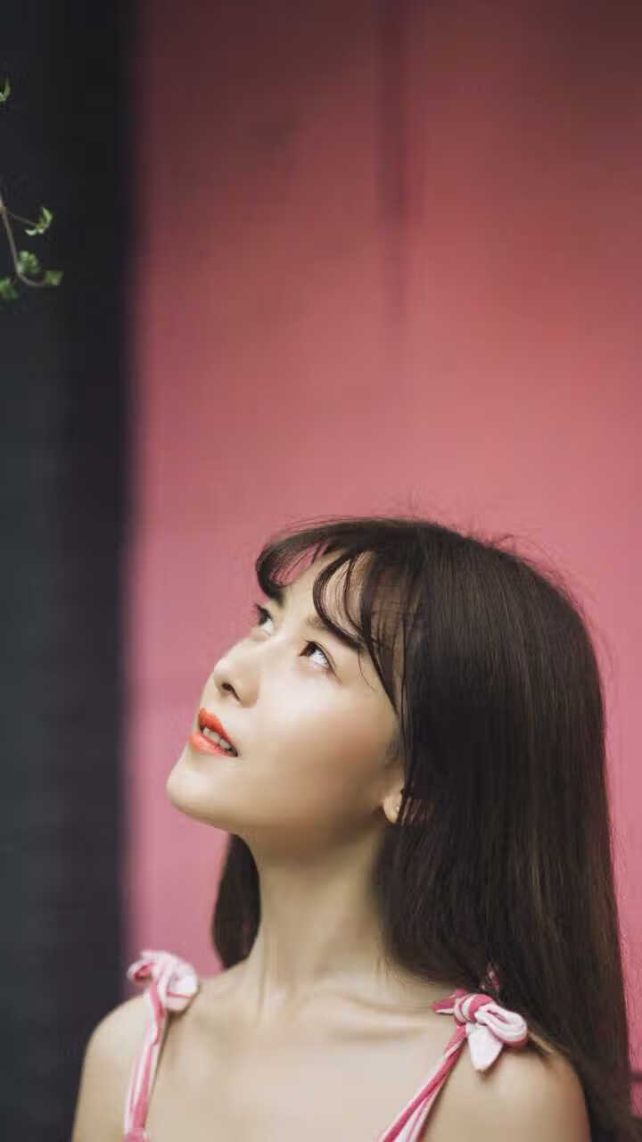 金色轰炸机撞上钢铁防线，阿坎吉只手擎天，哥伦比亚风暴速胜勒沃库森！